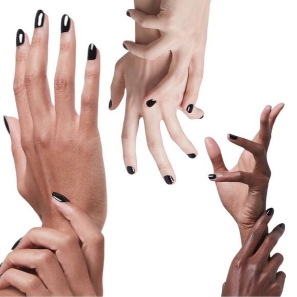 GUCCI Vernis à Ongles Nail Polish 700 Crystal Black – High-Shine Gloss - Picture 7 of 17